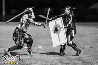 strobeglow-20210212-195745-_E4A1408-1